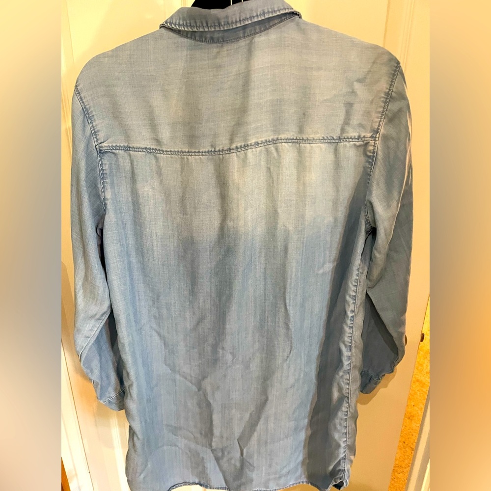 H&M button down denim - Picture 2 of 3